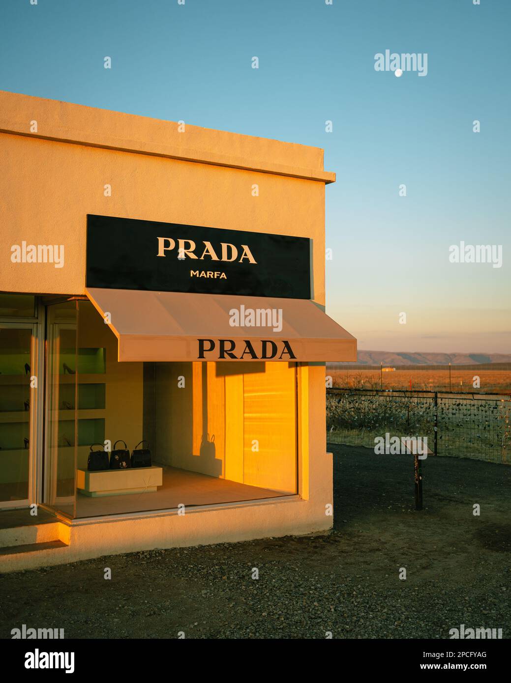 Morning light on Prada Marfa, Valentine, Texas Stock Photo