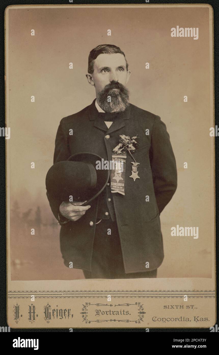 Unidentified Civil War veteran wearing Grand Army of the Republic medal ...