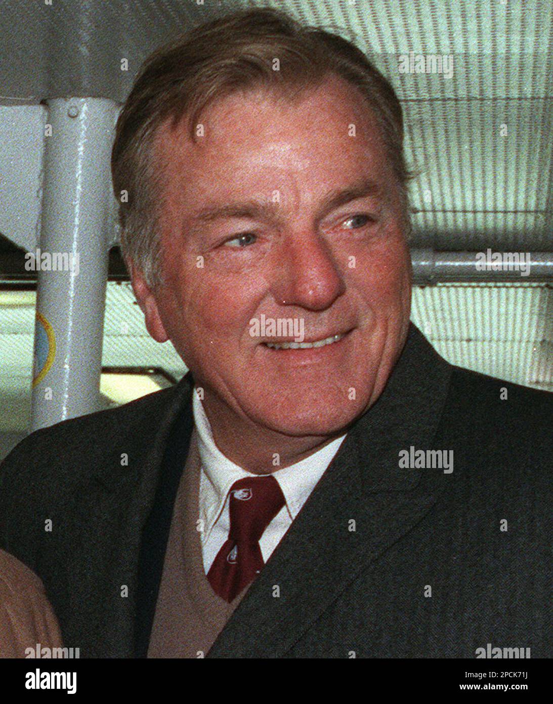 ** FILE ** Former Olympian Bob Mathias is shown in this Dec. 9, 1990 ...