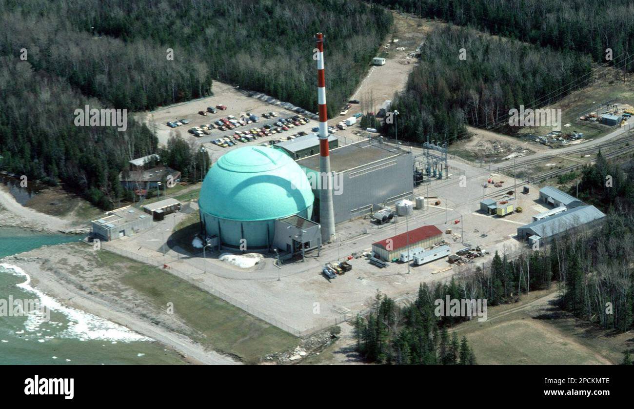 FILE ** The Big Rock Point Nuclear Plant, seen in this March 27, 1990  aerial photo, is gone. Nine years after the Big Rock Point Nuclear Power  Plant near Charlevoix stopped