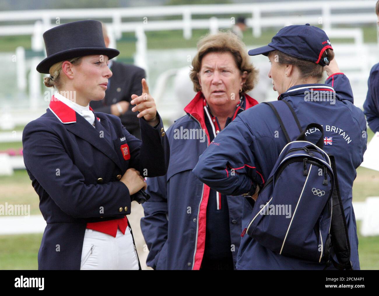 Zara Phillips, daughter of Princess Anne, plays with her pet dog on the  third day of the Gatcombe Park Festival of British Eventing at Gatcombe  Park, near Tetbury, England. Anwar Hussein/allactiondigital.com ***
