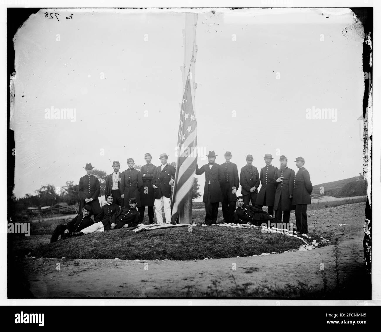 Washington, District of Columbia. Group of Signal Corps officers in camp near Georgetown. Civil war photographs, 1861-1865 . United States, History, Civil War, 1861-1865. Stock Photo