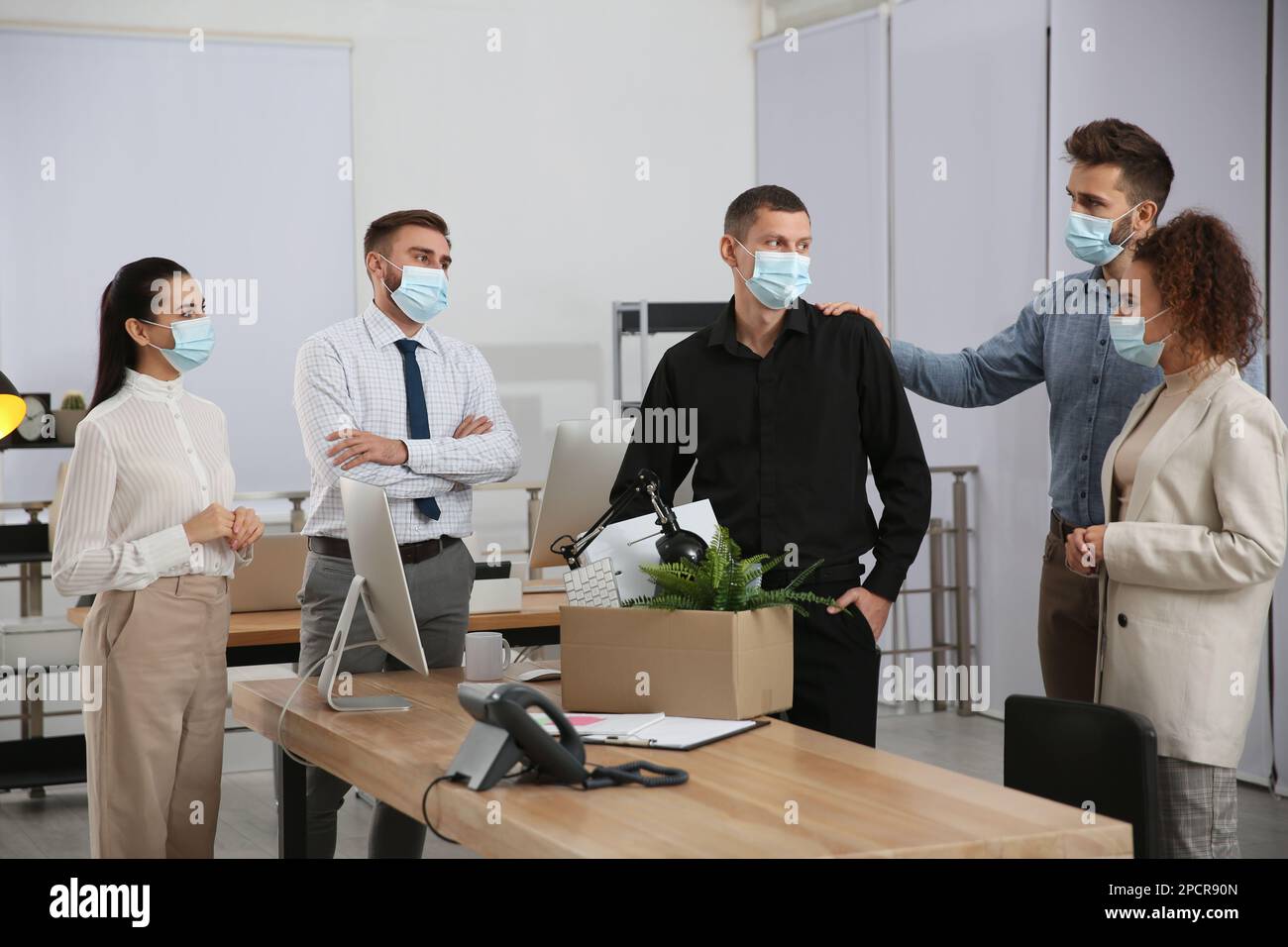 Sad office goodbye hi res stock photography and images Alamy Sad office goodbye hi res stock photography and images Alamy