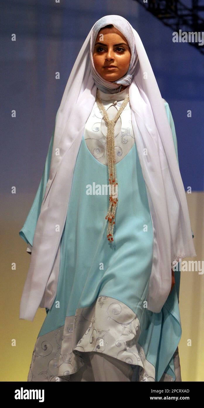 A model wears Islamic dress created by Iranian designers at a fashion show in Tehran, Iran, Tuesday, July 18, 2006. (AP Photo/Vahid Salemi Stock Photo - Alamy A model wears Islamic dress created by Iranian designers at a fashion show in Tehran, Iran, Tuesday, July 18, 2006. (AP Photo/Vahid Salemi Stock Photo - Alamy