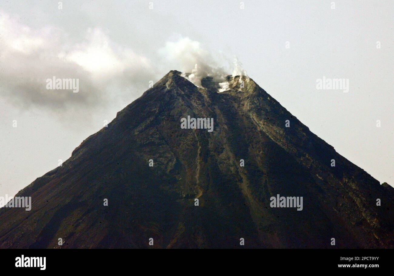 **FILE** Ash continues to emit from Mayon volcano in Albay province