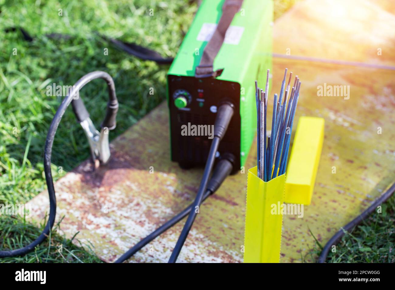 Manual welding machine and a set of electrodes for seam contact welding. Safety precautions