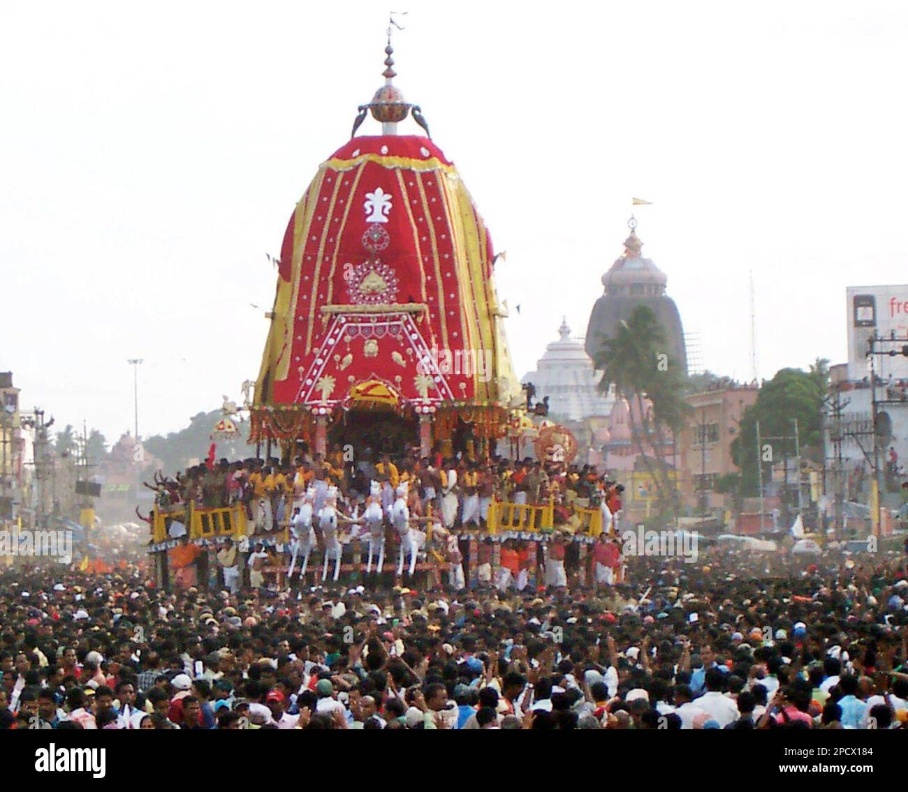 Santa Rath Thousands of devotees pull chariots during the annual Jagannath Rath ...
