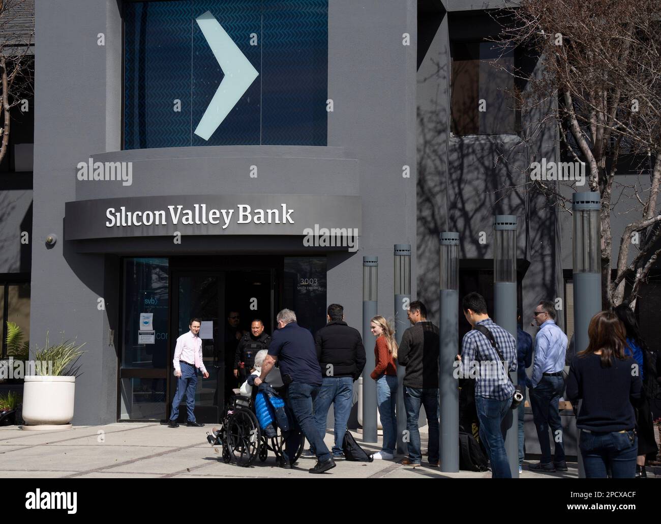 Silicon valley bank hires stock photography and images Alamy