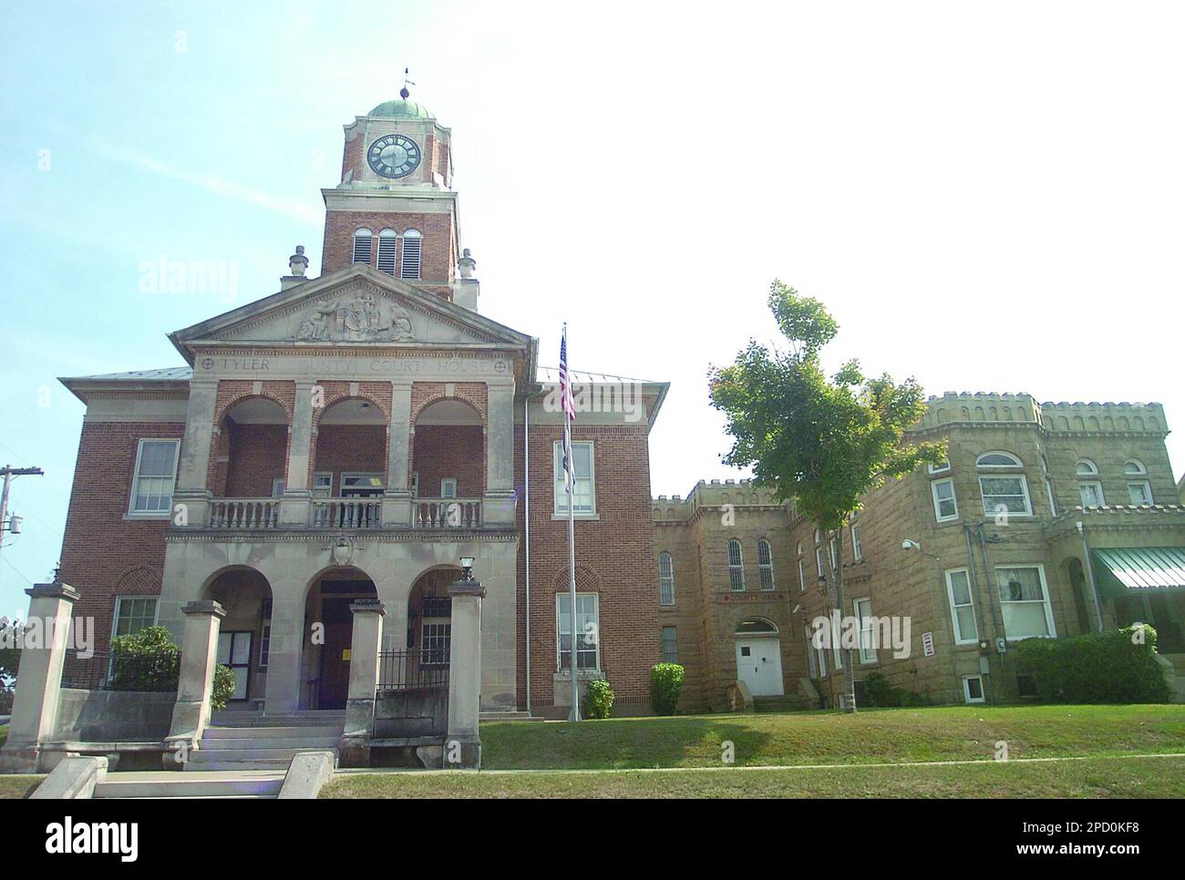 ** ADVANCE FOR SUNDAY JUNE 4 ** The Tyler County Courthouse in