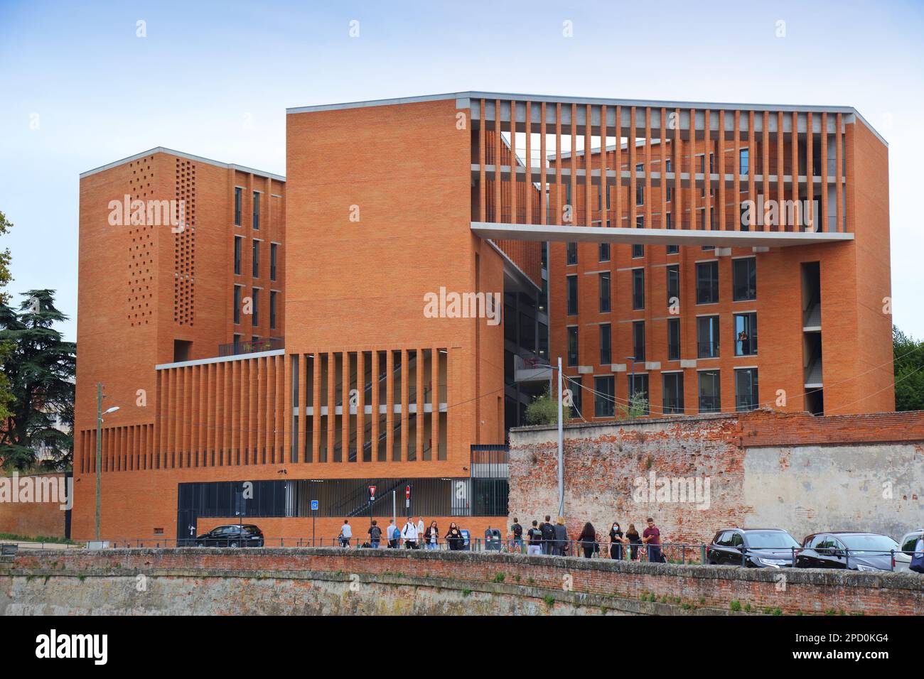 TOULOUSE, FRANCE - SEPTEMBER 28, 2021: University of Toulouse Capitole campus, tertiary education institution in France. Stock Photo