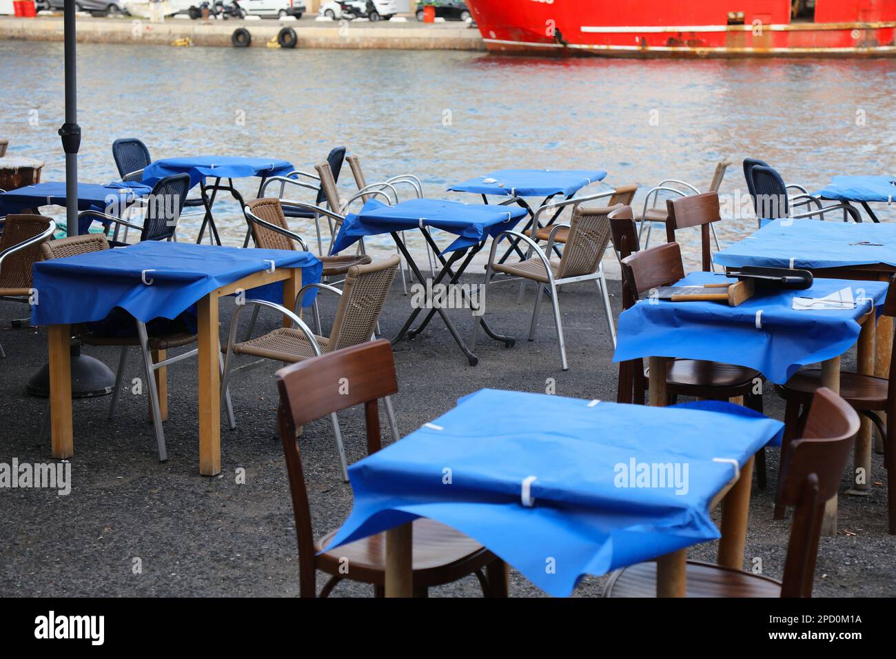 Outdoor seafood restaurant hi res stock photography and images Alamy