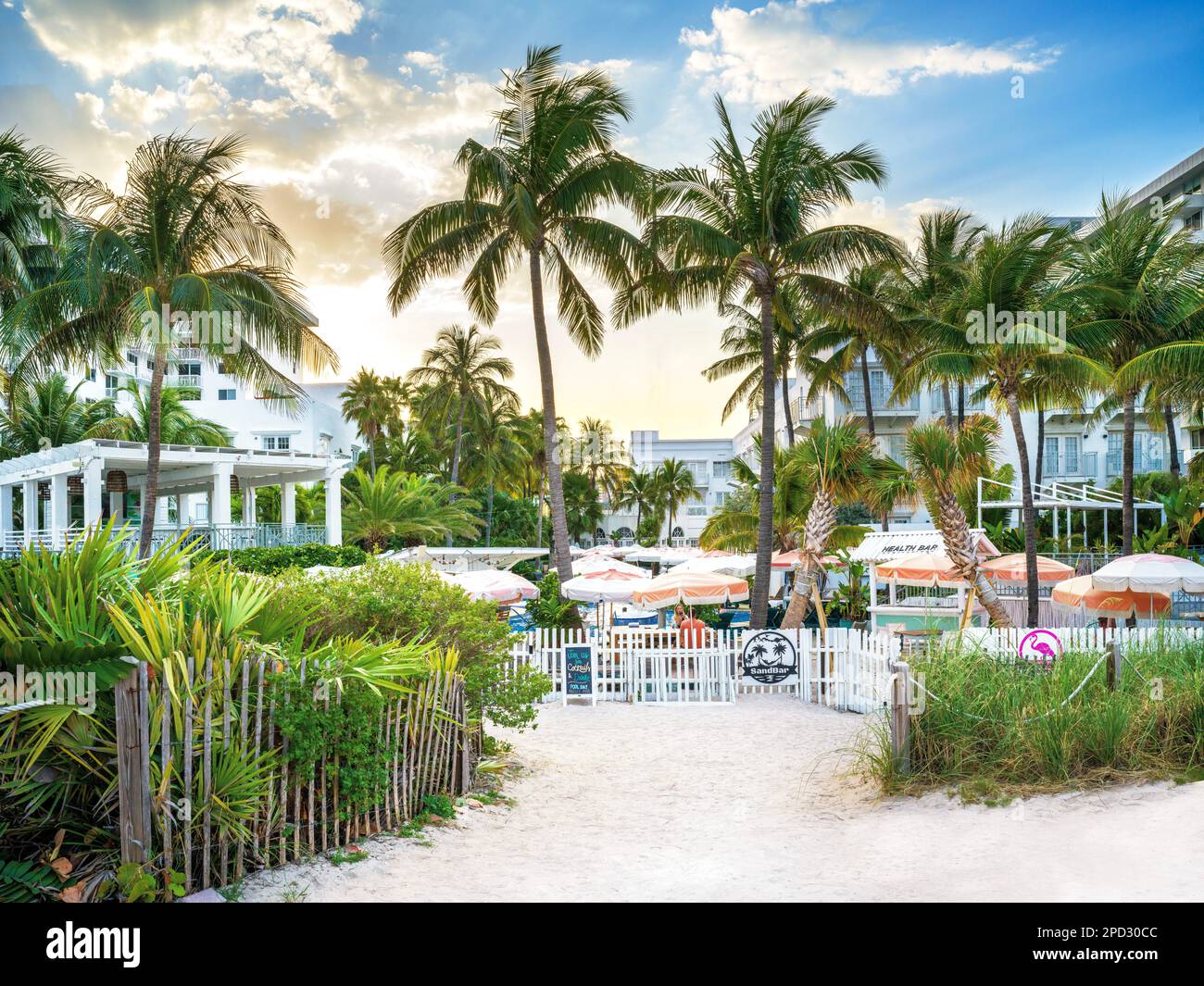 Hotel and Pool South Beach Ocean - Hotel And Pool South Beach Ocean Drive Floridas East Coast Miami Florida Usa 2PD30CC