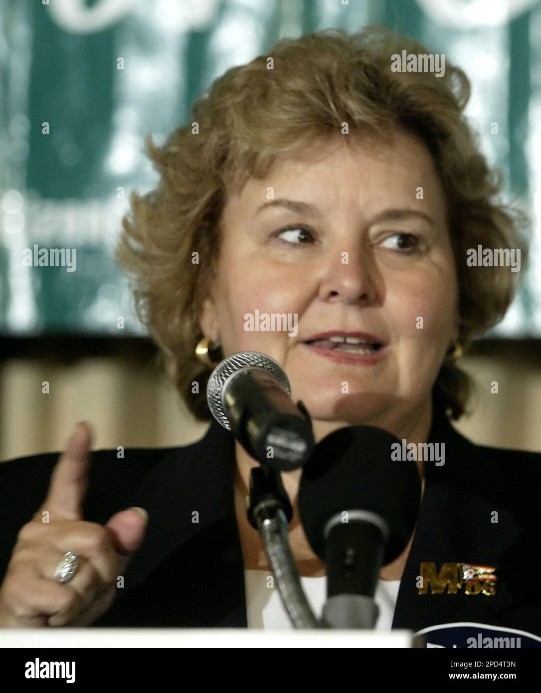 Ohio Auditor Betty Montgomery speaks to a crowd of supporters after