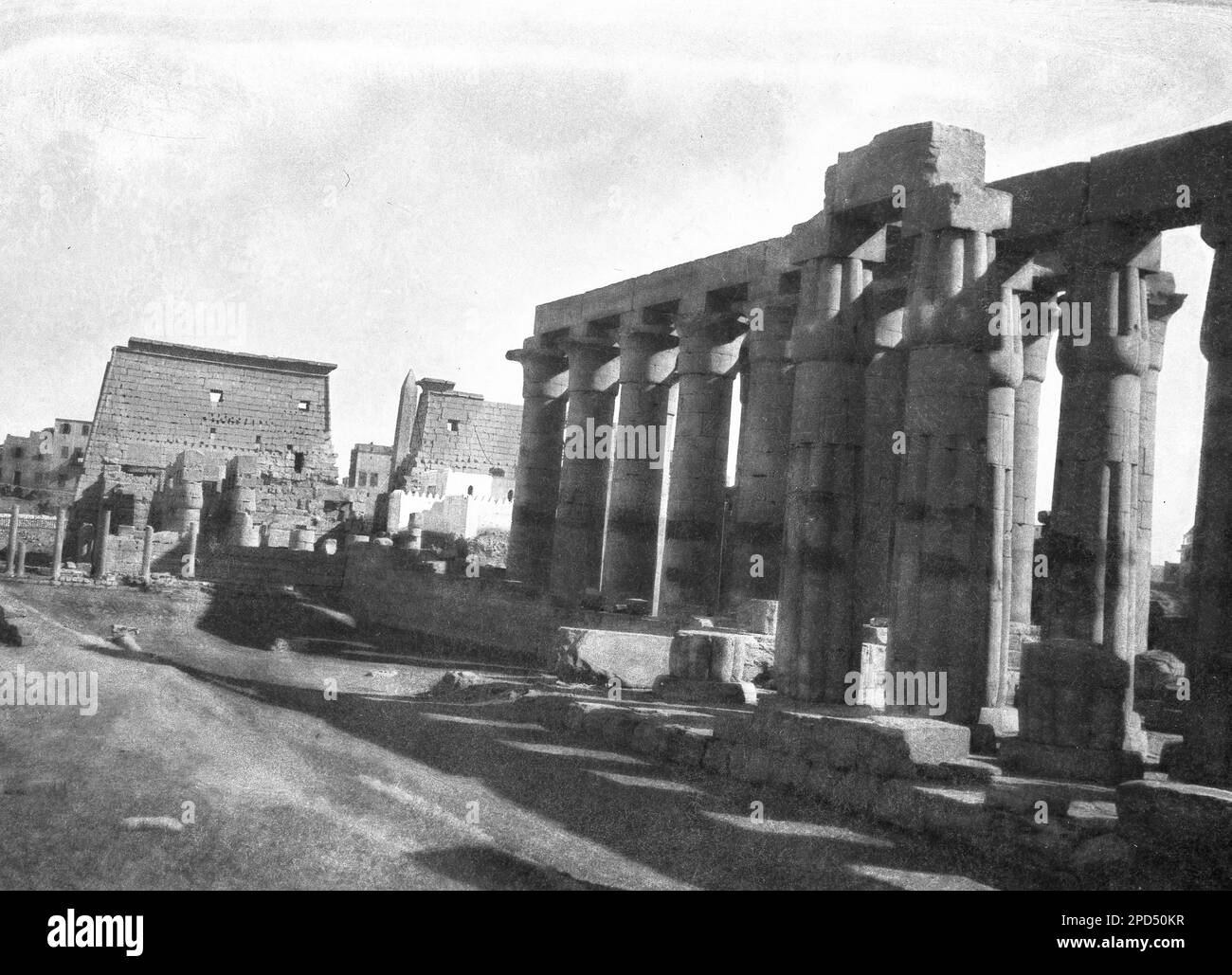 1940s, historical, ancient ruins, Temple of Karnak, Luxor, Egypt.  An ancient place of worship, considered to be the largest religious site in the world, the Egyptian ruins at Karnak are said to be the place where the god Amun connected with the people of earth. Stock Photo