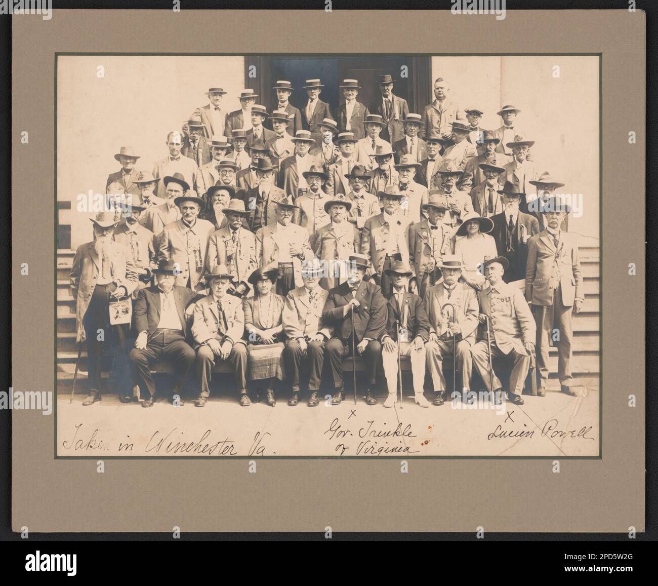Unidentified Civil War veterans at reunion in Winchester, Virginia
