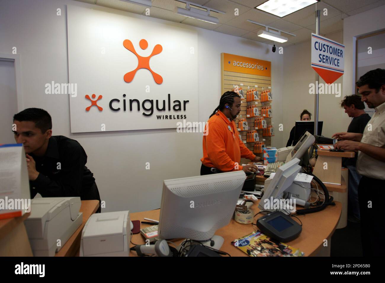 Cingular store in Palo Alto, Calif., Tuesday, April 18, 2006. Cingular