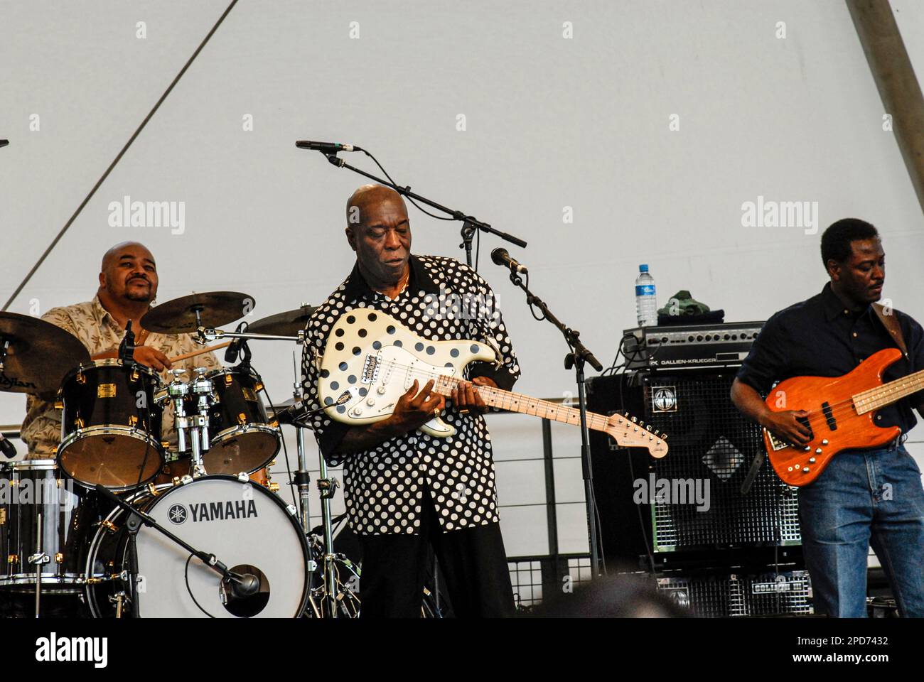 Chicago blues buddy hi-res stock photography and images - Alamy