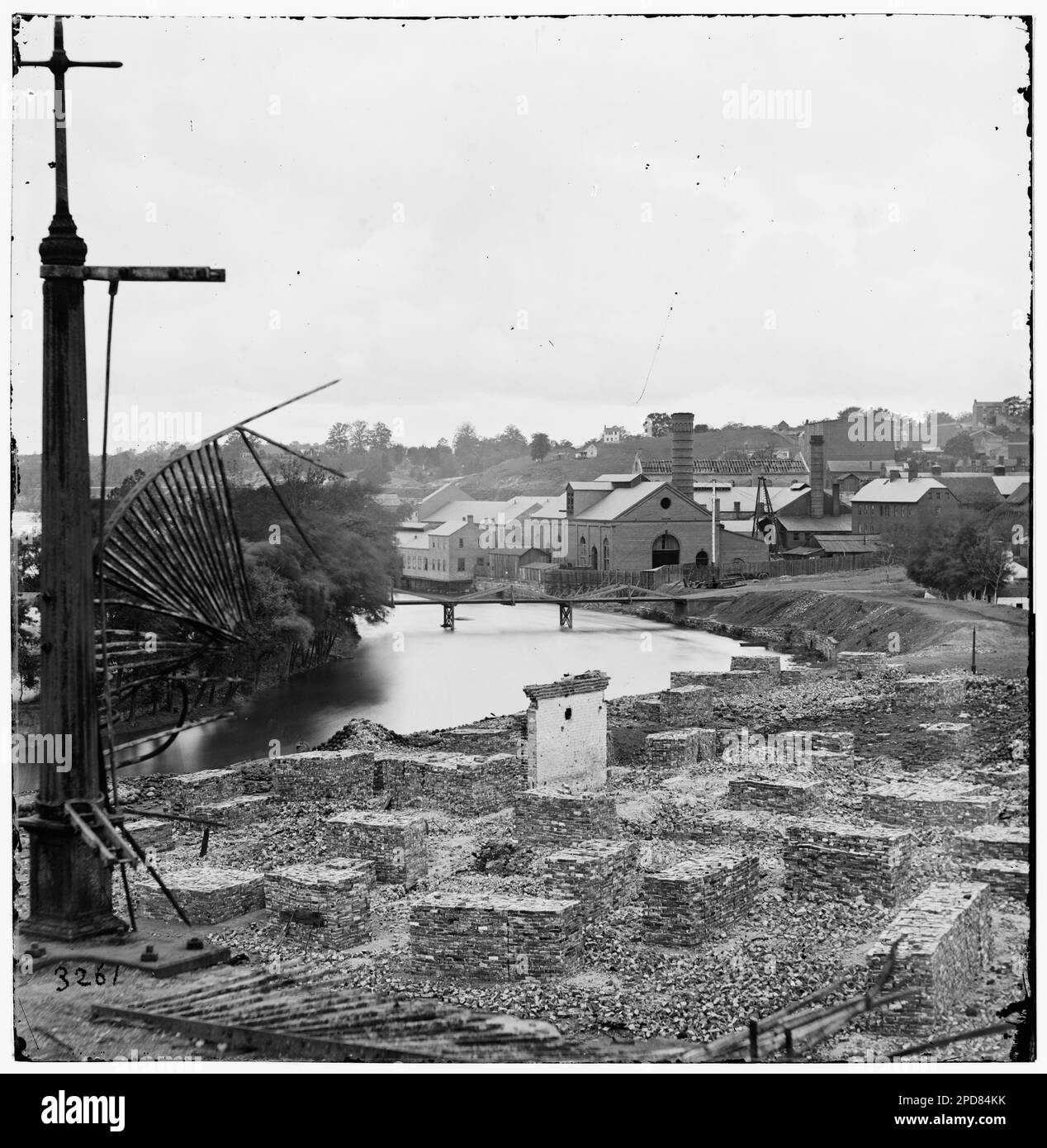 Richmond, Virginia. Tredegar Iron Works. Civil war photographs, 1861