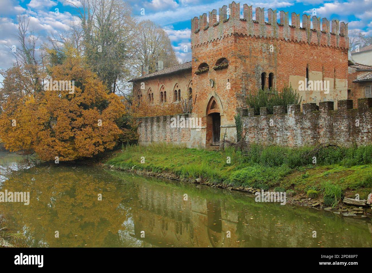 The castle of S. Lorenzo, Torre de 'Picenardi, northern Italy Stock Photo