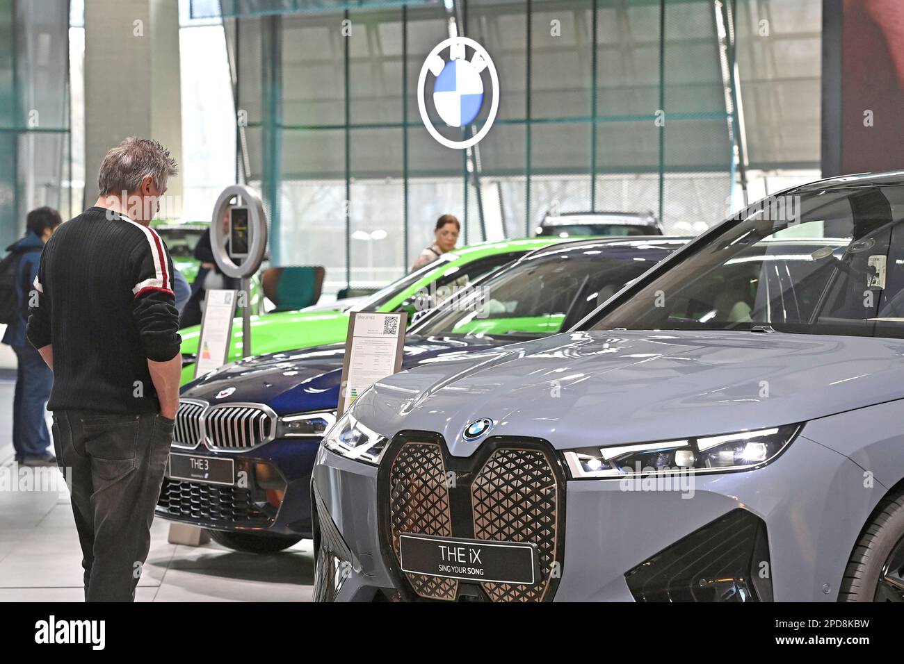 Munich, Deutschland. 13th Mar, 2023. Visitors are interested in BMW