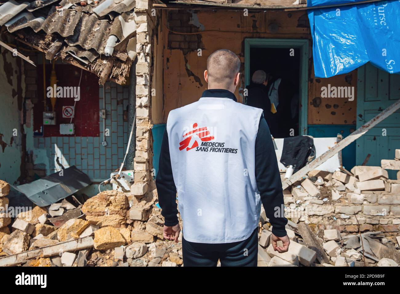 KHERSON UKRAINE Mar 09 2023 Volunteers From The Humanitarian 