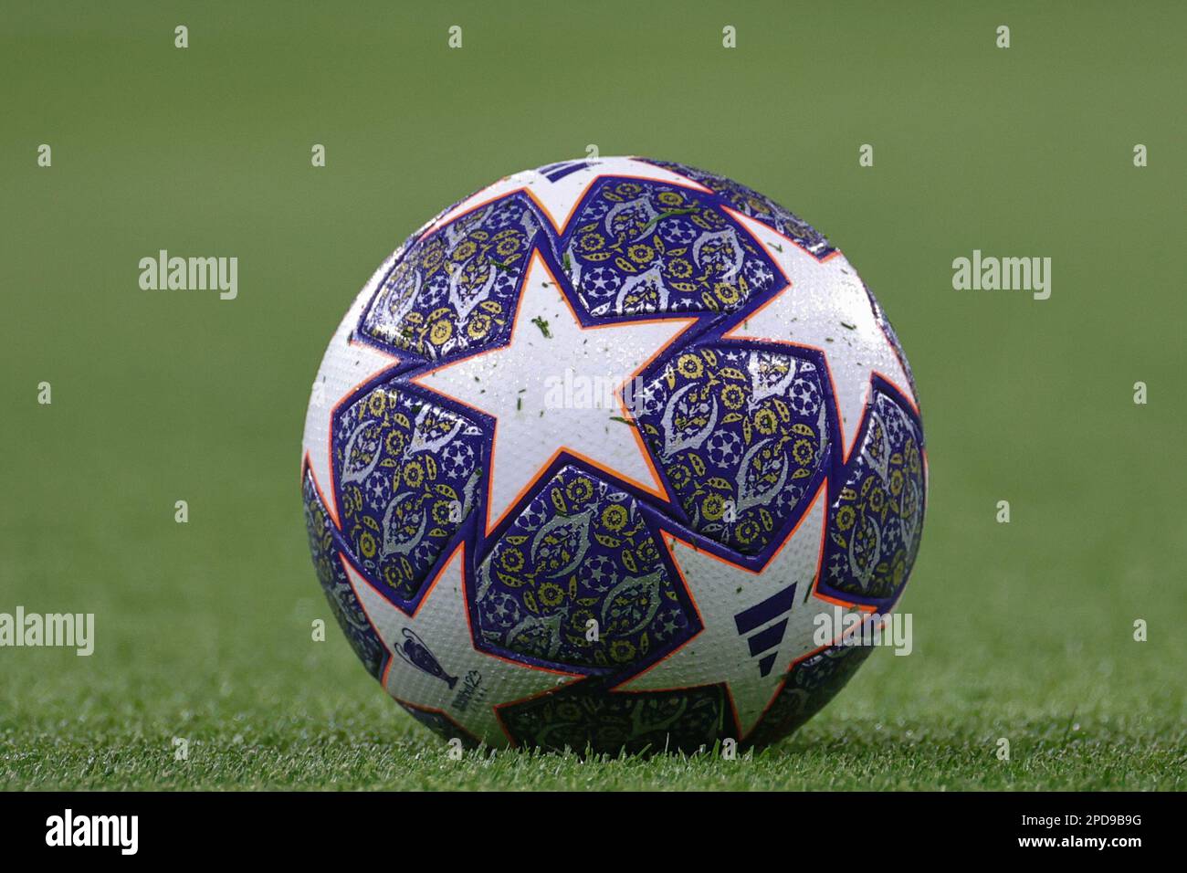 Manchester, UK. 14th Mar, 2023. The Champions League match ball is seen during the pre-game warm up ahead of the UEFA Champions League round of 16 Manchester City vs RB Leipzig at Etihad Stadium, Manchester, United Kingdom, 14th March 2023 (Photo by Mark Cosgrove/News Images) in Manchester, United Kingdom on 3/14/2023. (Photo by Mark Cosgrove/News Images/Sipa USA) Credit: Sipa USA/Alamy Live News Stock Photo