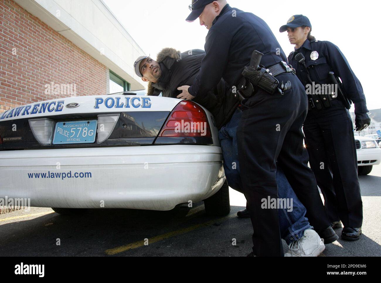 ** ADVANCE FOR MARCH 20 ** Luis Rivera, of Haverhill, Mass., left, is ...