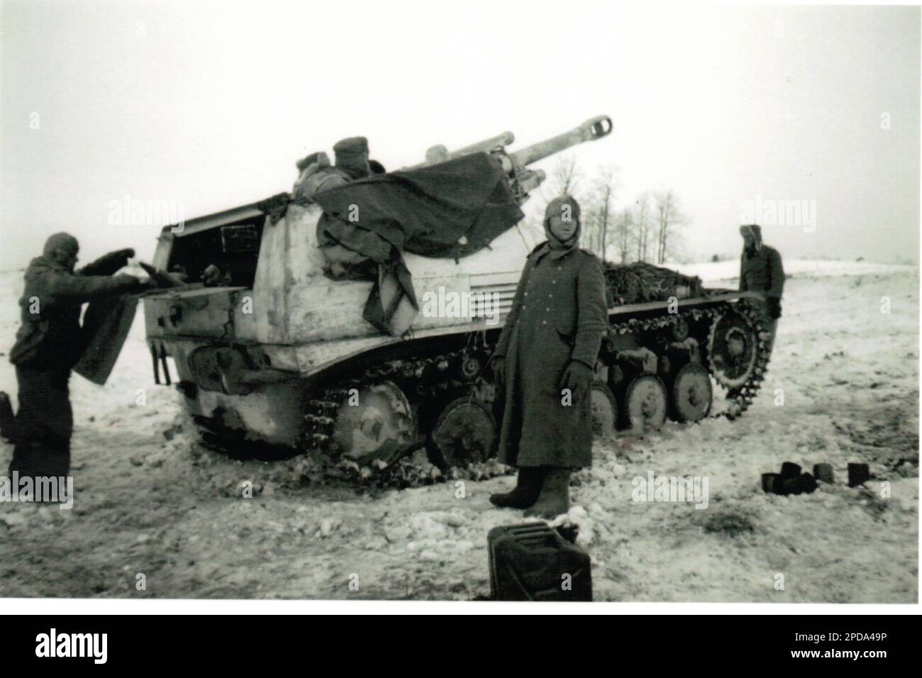 World War Two B&W photo Self Propelled Howitzer Wespe (Wasp) on the Russian Front during the Winter of 1943/44 Stock Photo