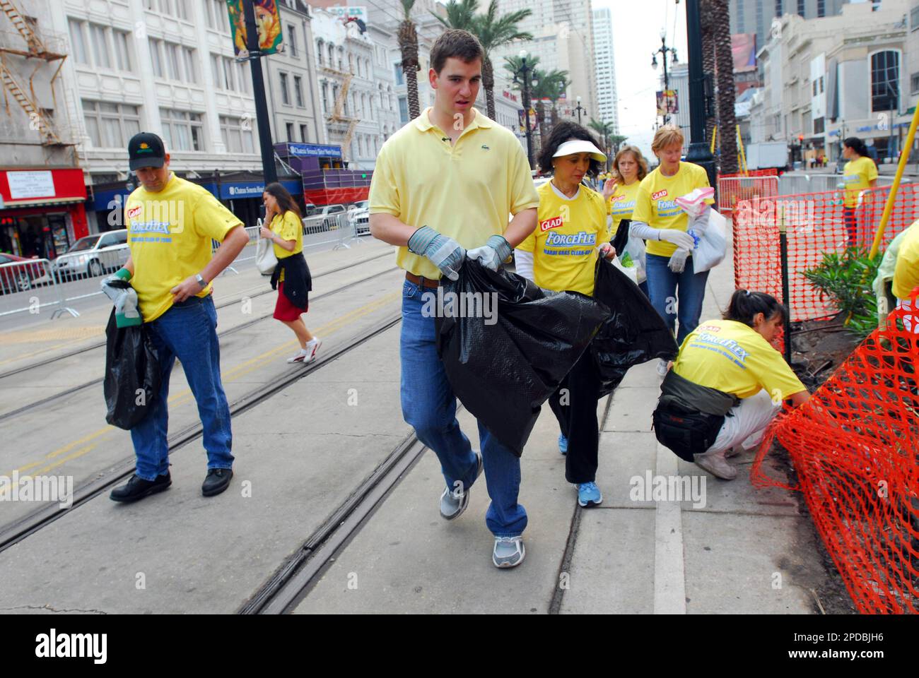 mardi gras clean up jobs