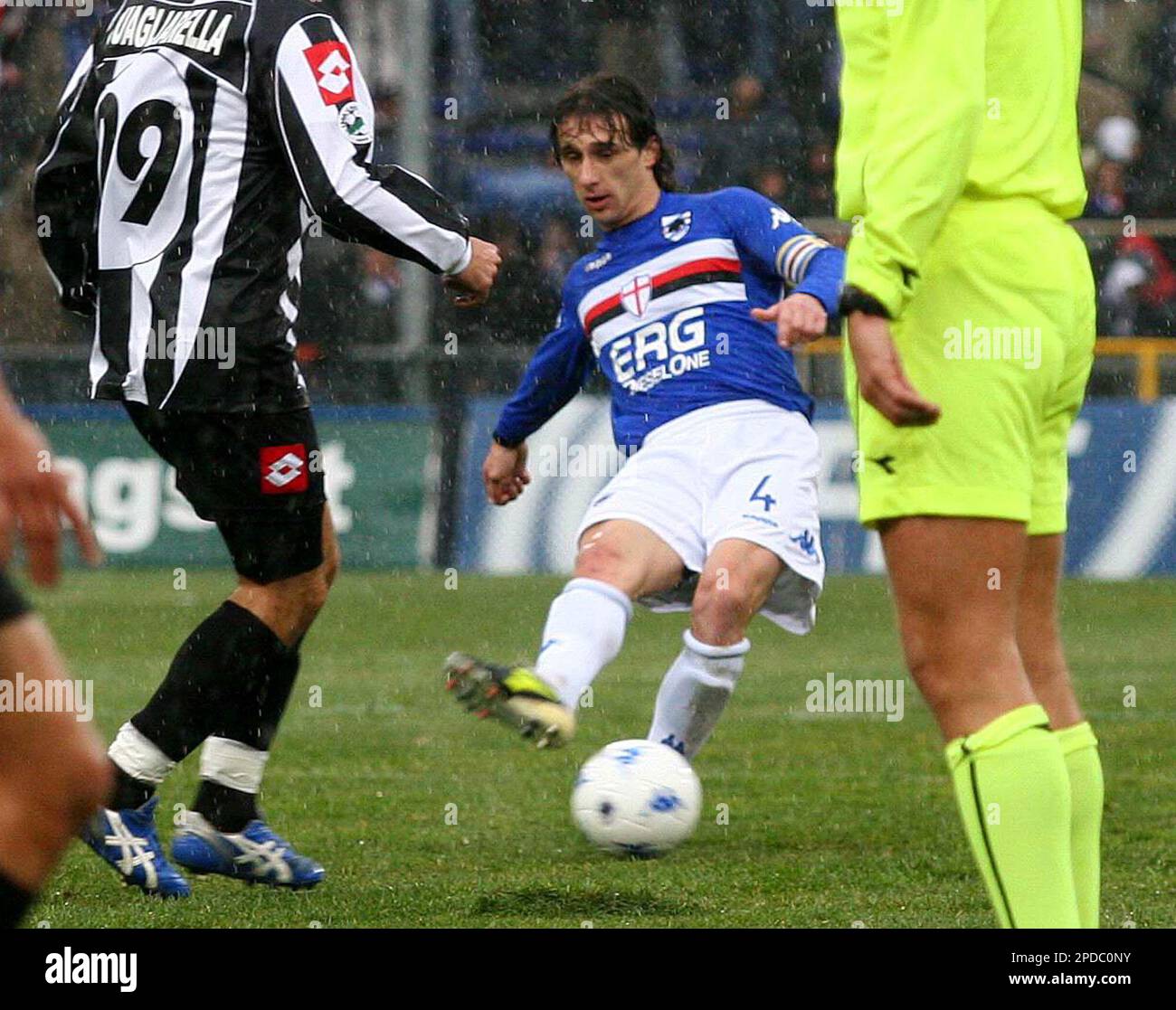 Sampdoria's midfielder Sergio Volpi in action during an Italian
