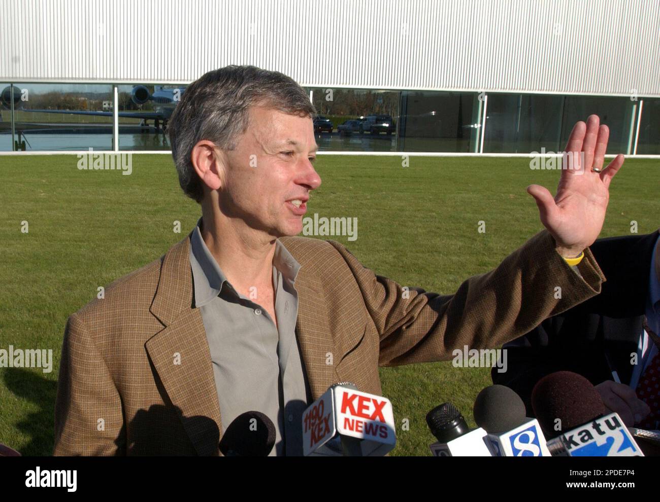 FILE**Nike CEO Bill Perez, a passenger on the Nike corporate jet that  developed a problem with its landing gear, speaks after the plane made a  safe landing in Hillsboro, Ore., Monday, Nov.