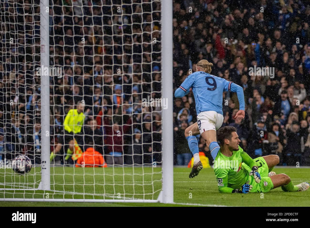 Manchester, UK. 14th Mar, 2023. Erling Haaland of Manchester City celebrates after he scores his second goal (2-0) during the UEFA Champions League round of 16 leg two match between Manchester City and RB Leipzig at Etihad Stadium on March 14, 2023 in Manchester, United Kingdom. (Photo by Richard Callis/SPP) (Richard Callis/SPP) Credit: SPP Sport Press Photo. /Alamy Live News Stock Photo