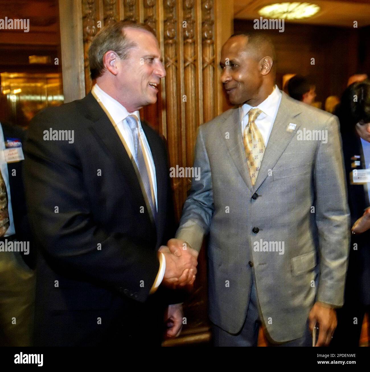 Republican gubernatorial candidates Bill Scranton left and Lynn