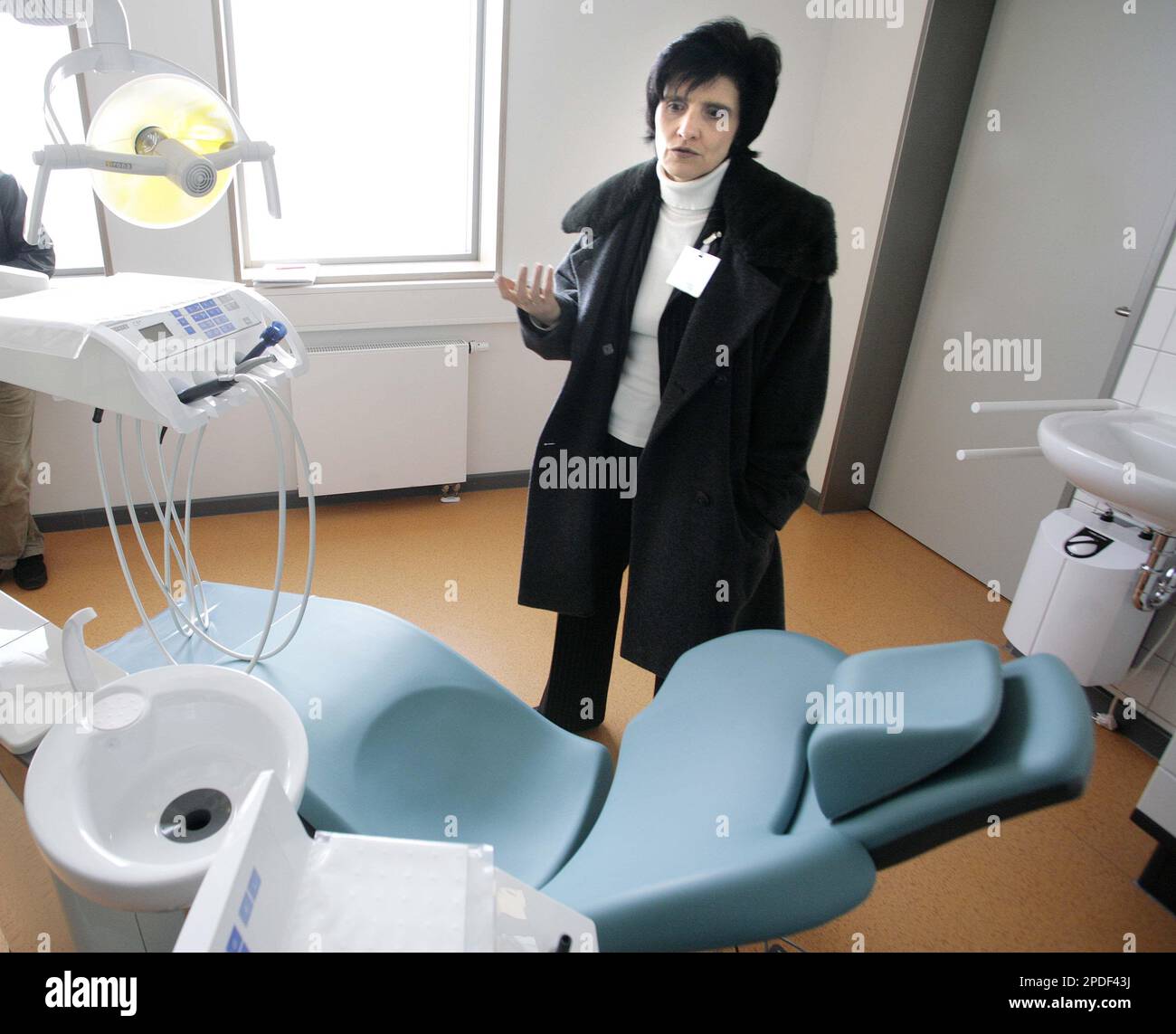 Die arztliche Direktorin Ute Franz stellt ein komplettes