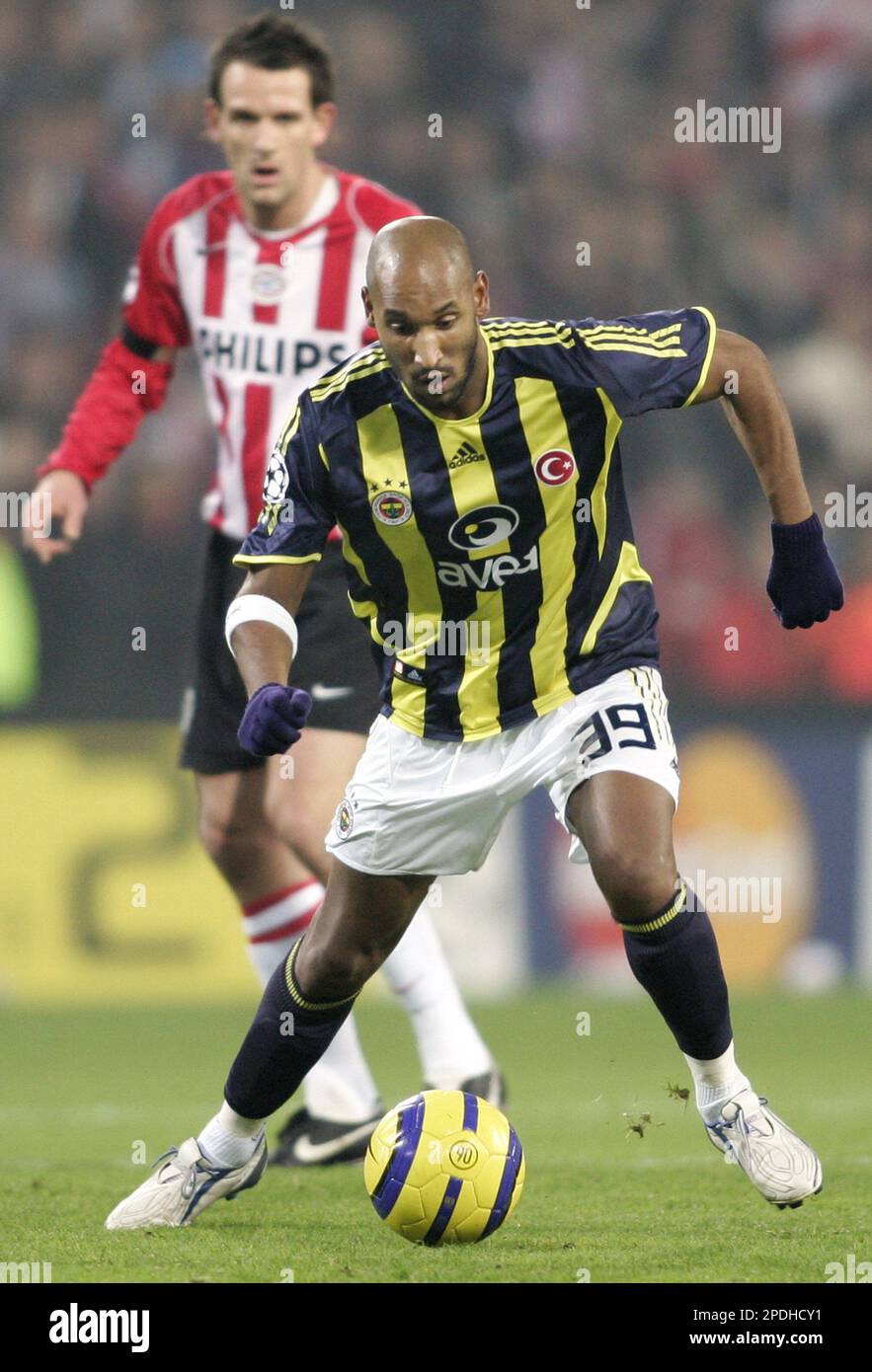 Fenerbahce's soccer player Nicolas Anelka attacks during the UEFA Champions  League soccer match between PSV Eindhoven and Fenerbahce at the Philips  stadium in Eindhoven, The Netherlands, Tuesday Dec. 6, 2005. Jan Vennegoor