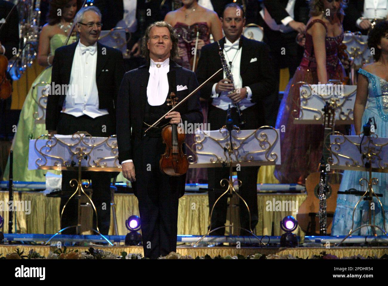 Andre Rieu Audience Andre rieu concert event hi-res stock photography and images - Alamy