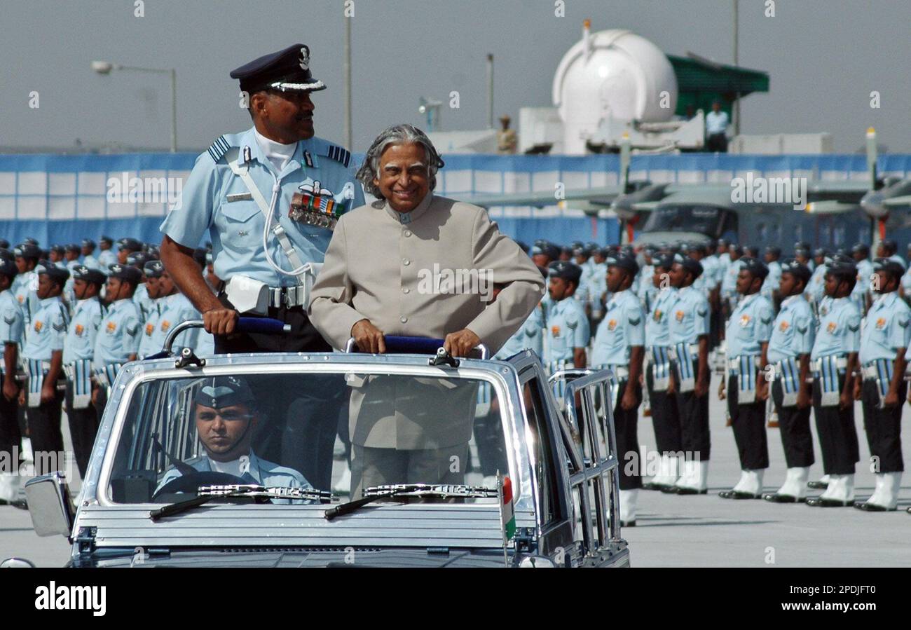 Indian President A. P. J. Abdul Kalam reviews the parade by Indian Air ...