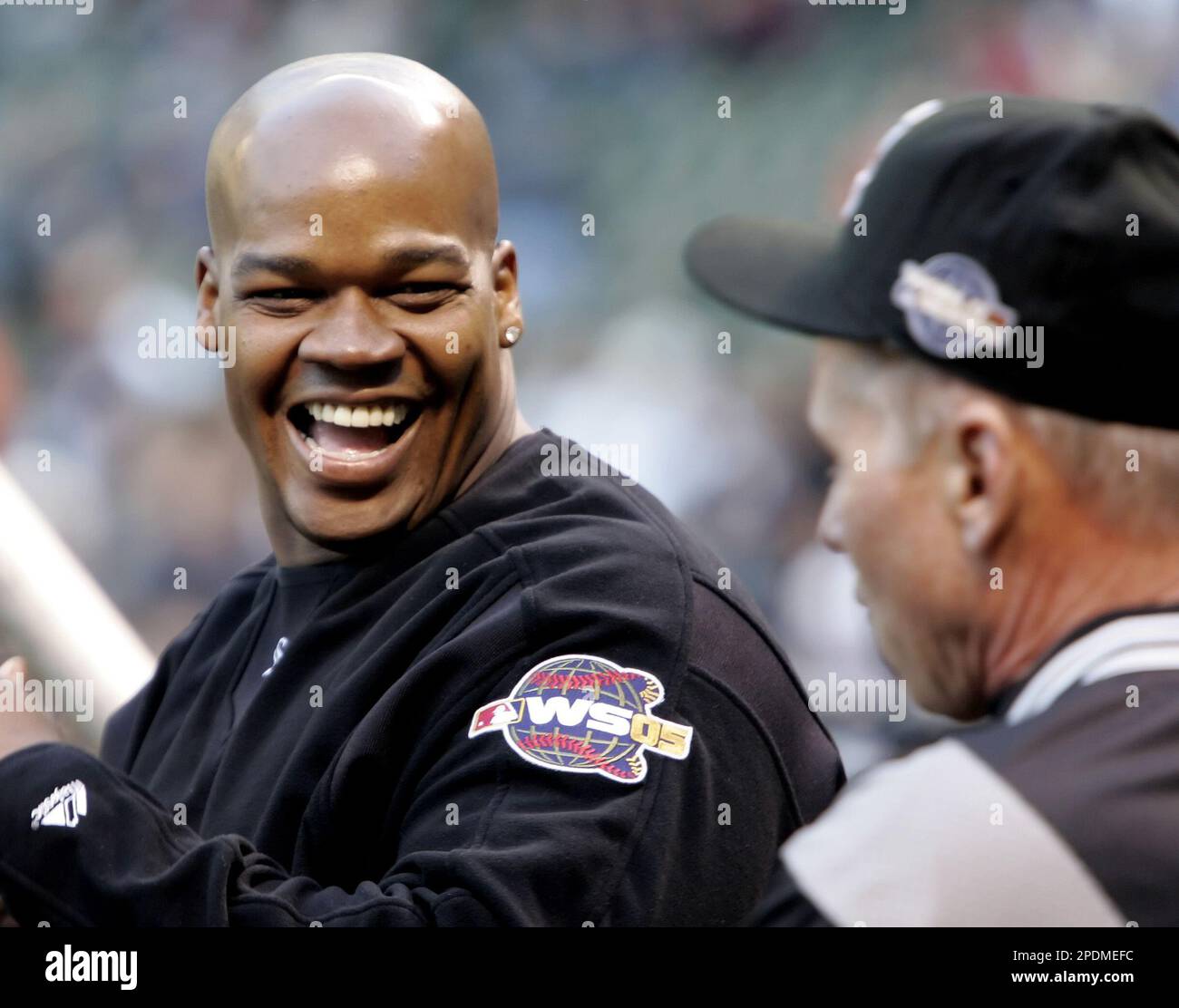 Chicago White Sox veteran Frank Thomas, left, jokes with bullpen coach Art  Kusnyer, right, around the batting cage before Game 3 of the World Series  against the Houston Astros Tuesday, Oct. 25