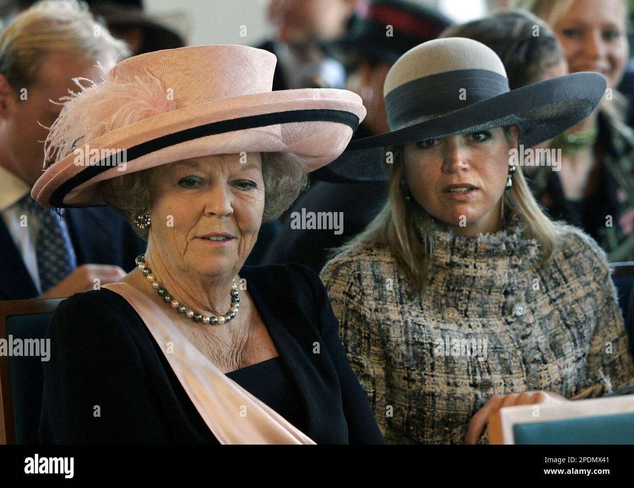 Dutch Queen Beatrix, left and Princess Maxima, right, are seen during the  civil wedding ceremony of Prince Floris and Aimee Sohngen in Naarden, the  Netherlands, Thursday, Oct. 20, 2005. Floris is the, image size:1300x1001