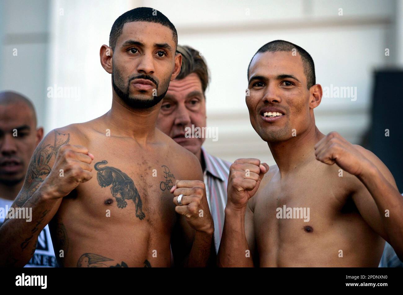 challenger-jose-luis-castillo-right-and-champion-diego-corrales-pose