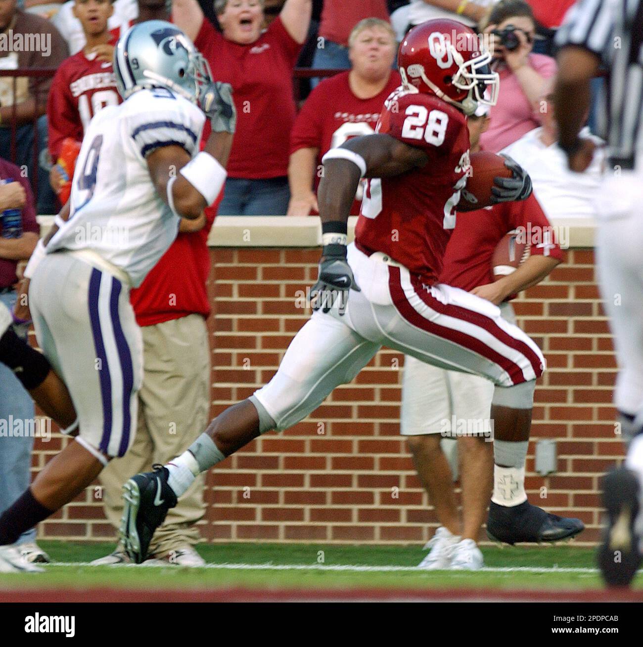 Adrian Peterson (Oklahoma, RB)  2007 NFL Combine Highlights 