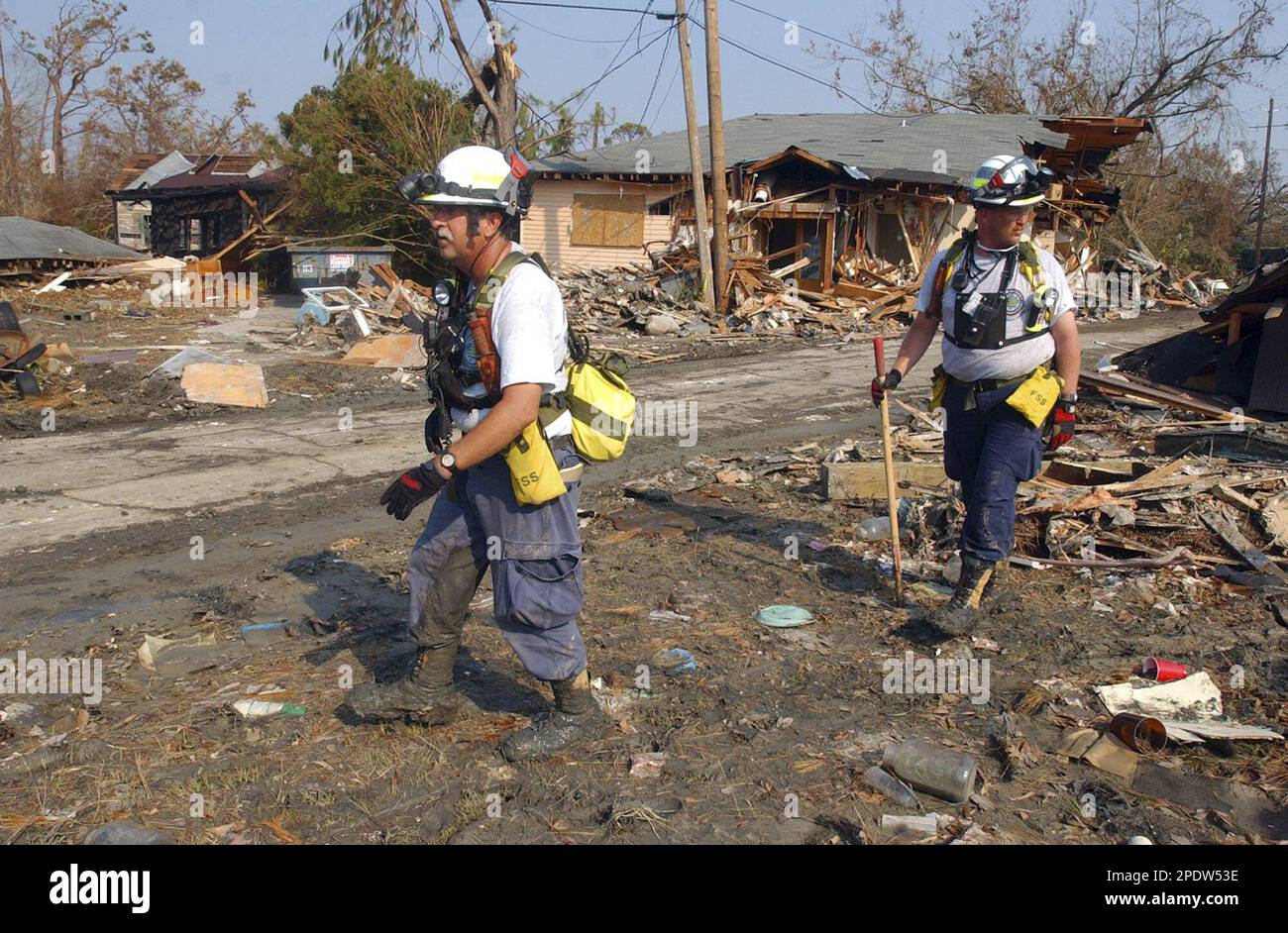 Virgina Beach Task Force 2 Urban Search & Rescue team members Scott ...