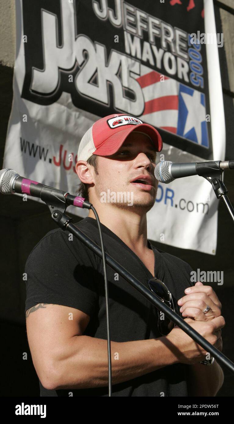Singer Justin Jeffre of 98 Degrees performs on stage at Staples