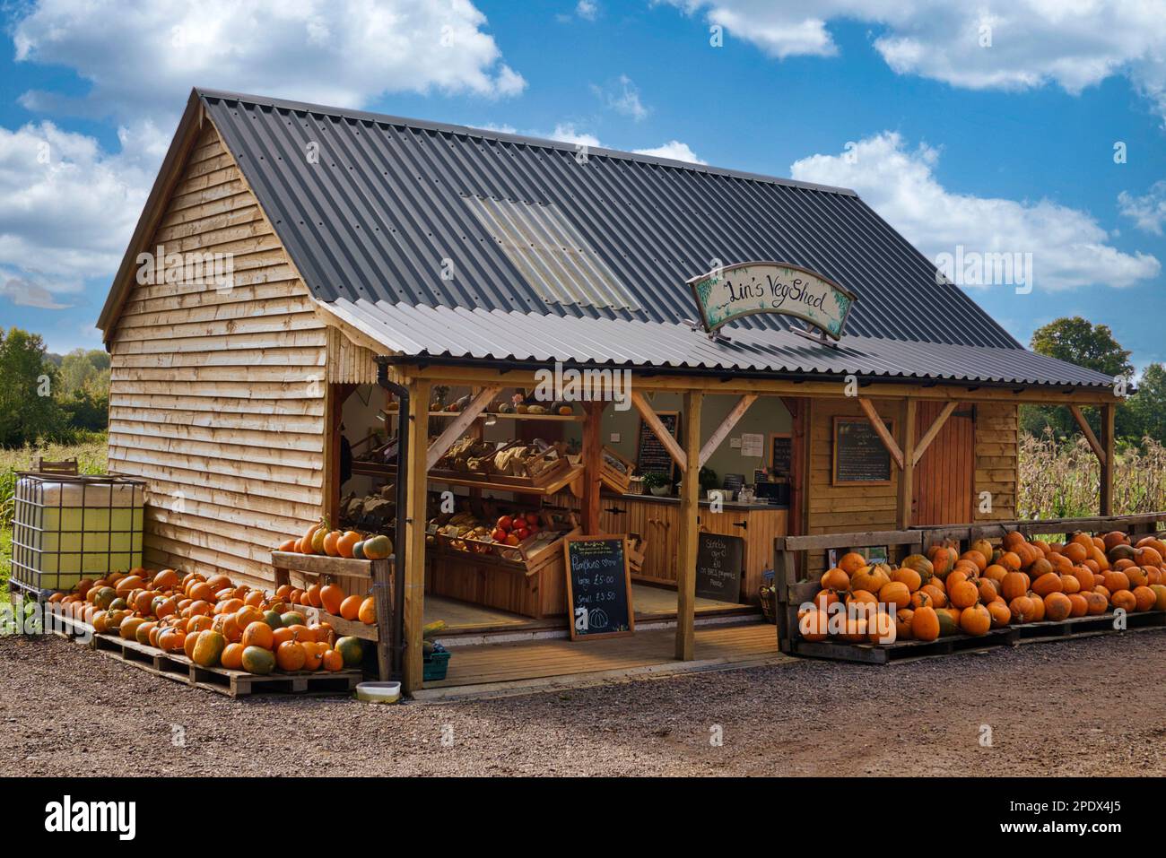 Farmshop At Whitchurch On Thames, Oxfordshire, UK Stock Photo