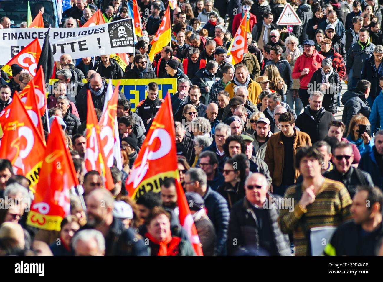 Clermont-Ferrand, Auvergne Rhone Alpes, France. 15th Mar, 2023. France protests against pensions reform, as the text is being examined at the joint parliamentary committee - a week after its adoption at the Senate. (Credit Image: © Adrien Fillon/ZUMA Press Wire) EDITORIAL USAGE ONLY! Not for Commercial USAGE! Stock Photo