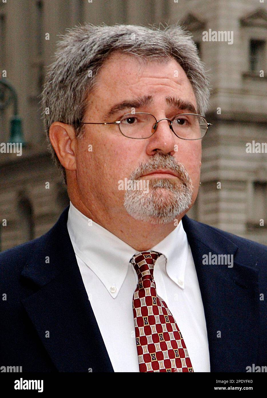 Former director of general accounting for Worldcom Inc. Buford Yates enters Manhattan federal court, Tuesday, Aug. 9, 2005, in New York. Yates will be sentenced Tuesday in the $11 billion accounting scandal that bankrupted the telecommunications company. (AP Photo/ Louis Lanzano) Stock Photo