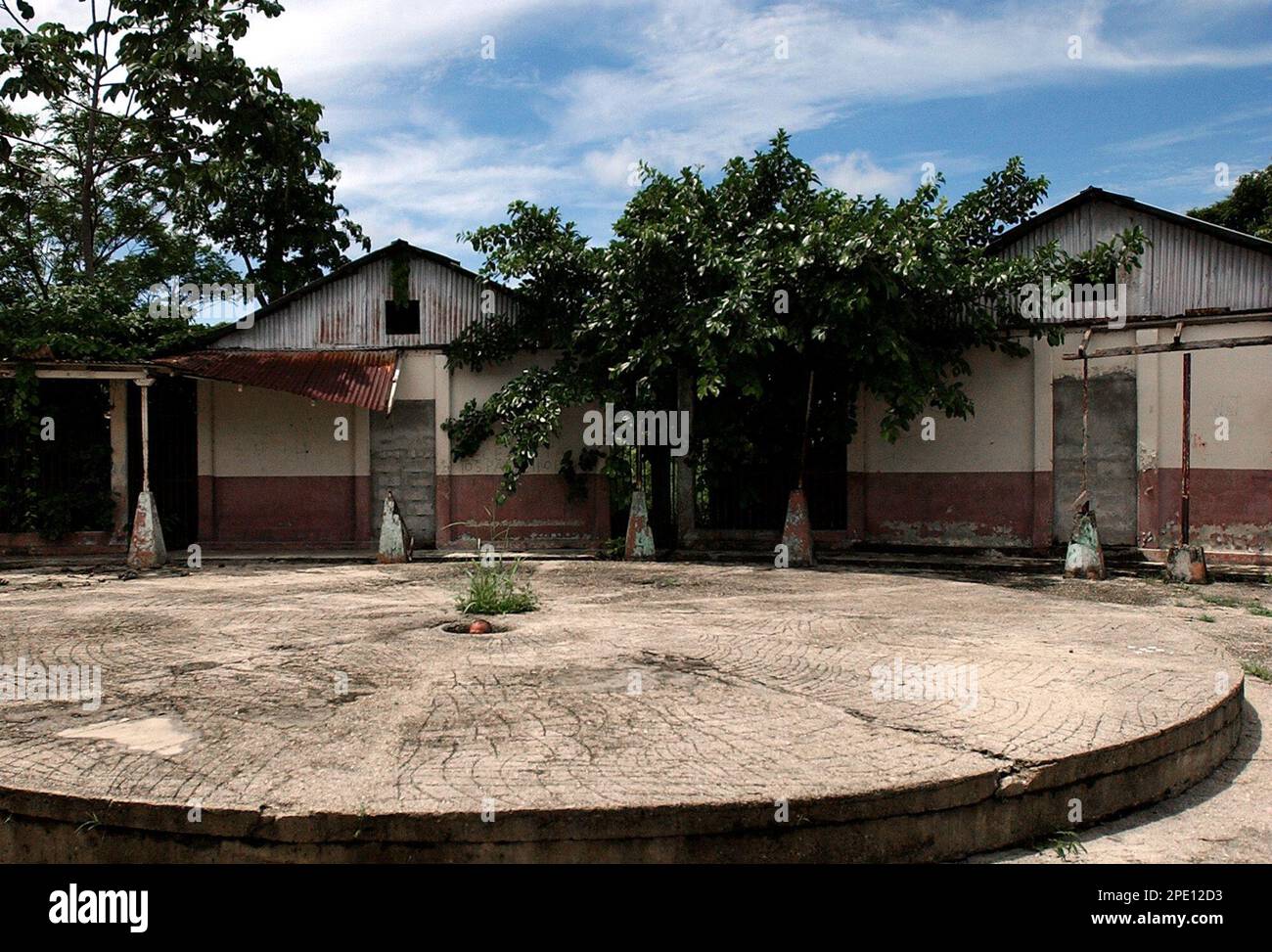 "The Disk", a swelting cell of cement heated by the tropical sun which