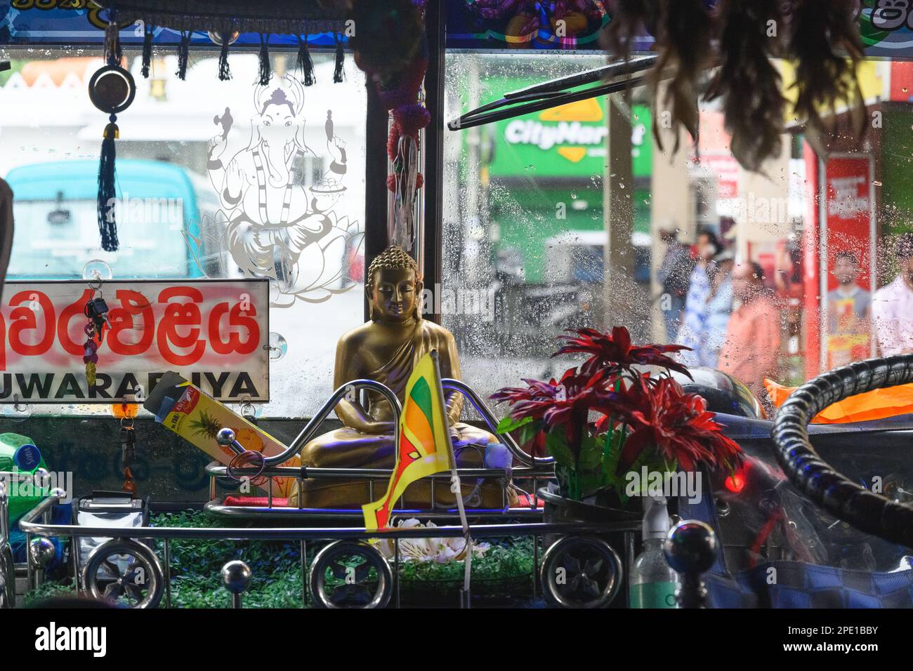 Bus sri lanka transport vehicle hi-res stock photography and images - Alamy