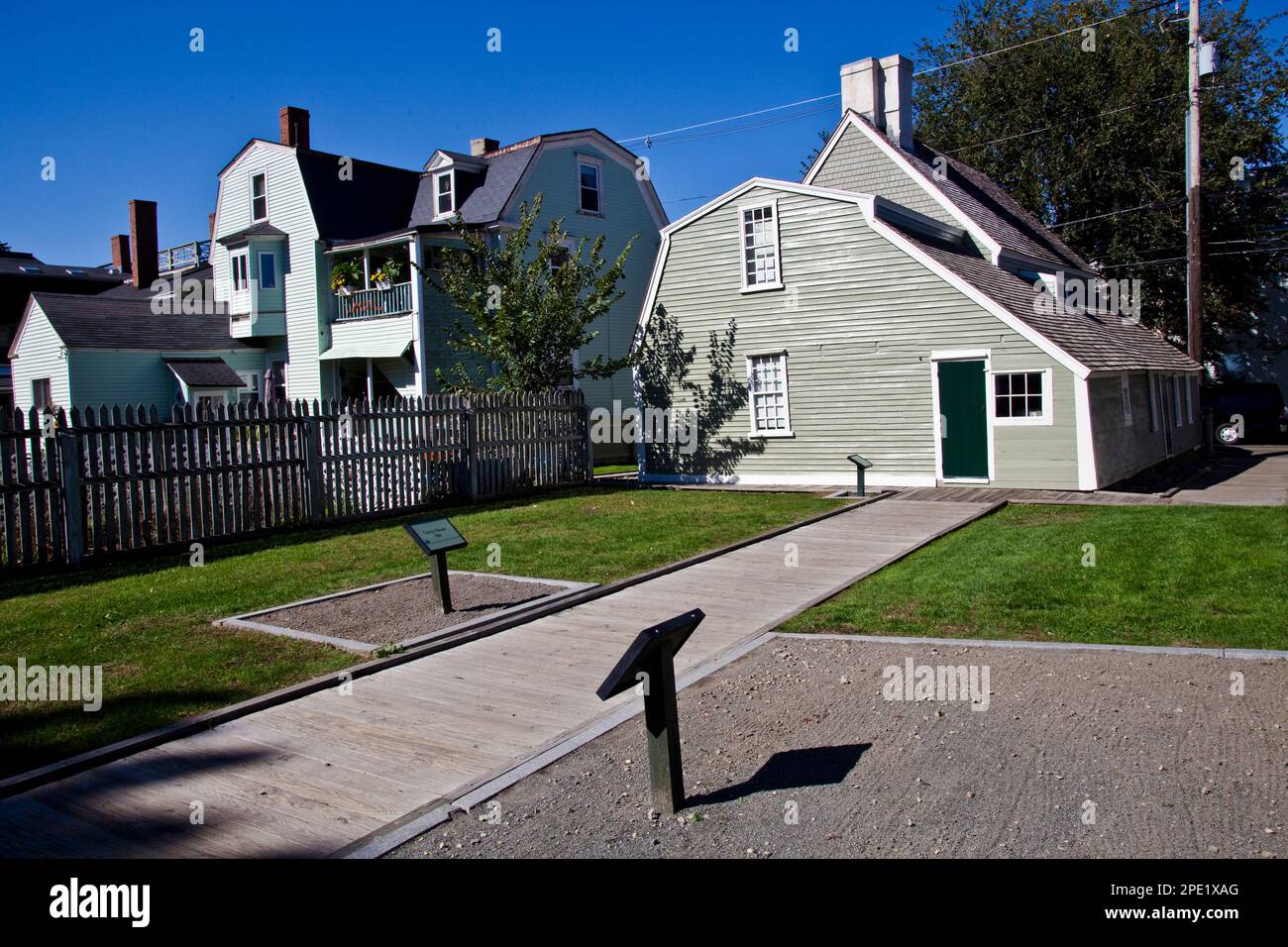 Narbonne house salem massachusetts hi-res stock photography and images ...