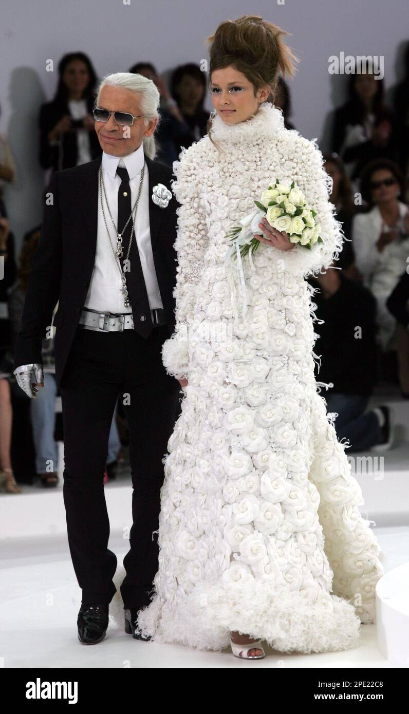 Karl lagerfeld top bridal gowns
